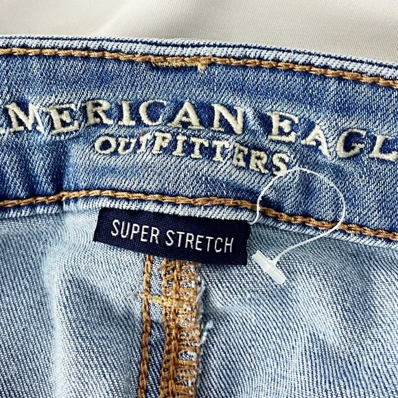 AMERICAN EAGLE OUTFITTERS - Super Stretch Distressed Jeans 👖 - Picture 2 of 12